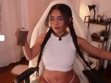 Saucy Melanieryann_ from most sensual lingerie in a slutty live session melanieryann_ from Chaturbate