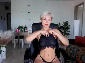 Explore the aroused 23 years old redhotline from Chaturbate as she gets intense redhotline from Chaturbate