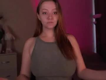 The attractive Sarahsweetie_ wants you to fuck her build now! sarahsweetie_ from Chaturbate