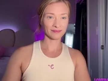 Group saraloverays on Chaturbate
