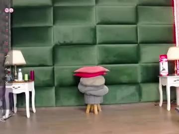 Freechat selensummer on Chaturbate