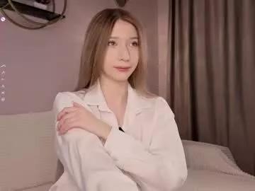 Freechat sunnmoonn on Chaturbate