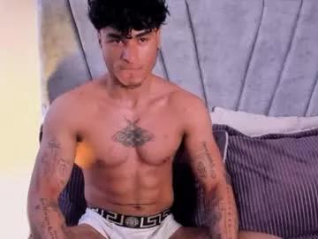 Private thomas_fit1 on Chaturbate