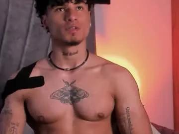 Private thomas_fit1 on Chaturbate