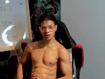 Freechat tony_petrov on Chaturbate