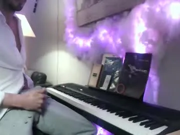 yannsolo8106 — Yannsolo8106's room : #new #french #bwc #cum  francais BM et endurant.. tres joueur qui de moi ou toi va jouir en premier... PAS MOI // PS If you don't speak French, please use Google Translate.