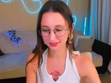 Appease your yearning with the sweet Chaturbate performer - Yourlovelystoryy yourlovelystoryy from Chaturbate