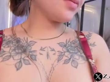 Freechat zoee_cruz on Chaturbate