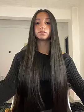 Freechat aly_golden_ on StripChat