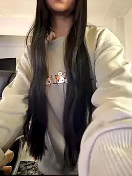 Freechat aly_golden_ on StripChat