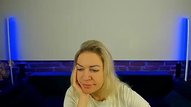 StripChat Anna_Snows is Freechat Anna_Snows — Make my day better KIssss u