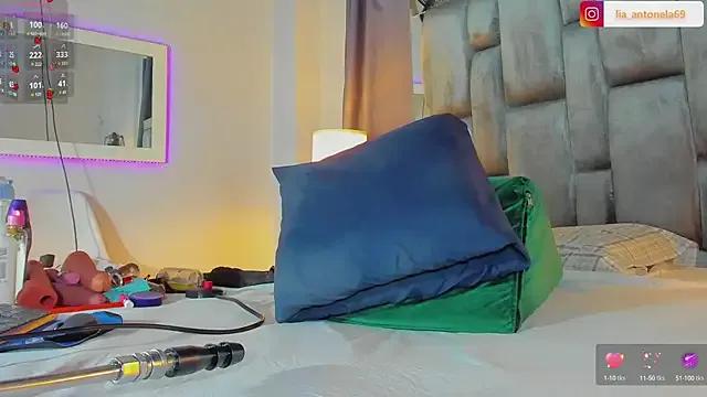 StripChat's Antonellahorny69 - fetish webcam slut to stimulate all your fantasies Antonellahorny69 from StripChat