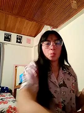 cam 2 cam with StripChat's Arielle_lov in their liveshow for immersive sensations Arielle_lov from StripChat