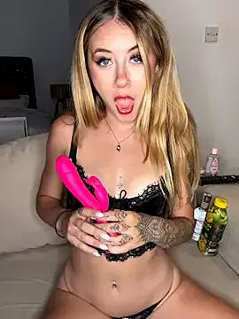 StripChat asraifae is Freechat asraifae — 50tk lingerie pic/100tk nude/300tk vid