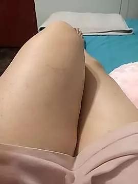 Freechat babyariane on StripChat