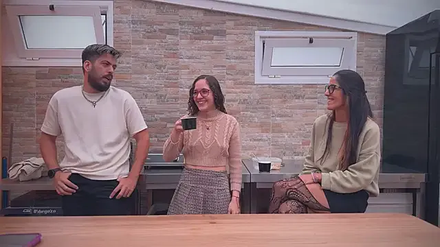 barfantasy — CREAMPIE ANDREA