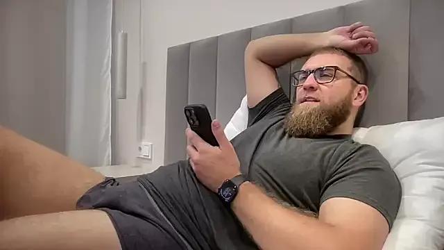Quench your thirst with the sweet StripChat stripper - Bear_bear_ Bear_bear_ from StripChat