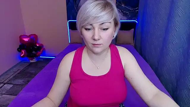 StripChat BlondPearl is Freechat BlondPearl — Dance
