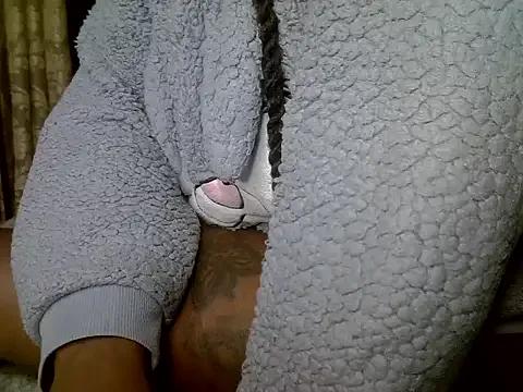 Enchanting Boujee_tyra gets unclothed and masturbate while being peeked on Boujee_tyra from StripChat