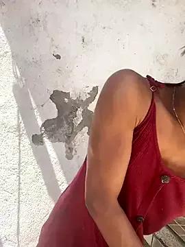 Freechat brihanasxx on StripChat