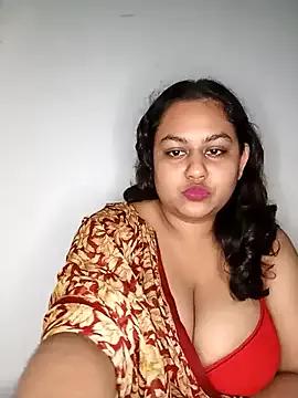 Freechat bumblebeegirl on StripChat
