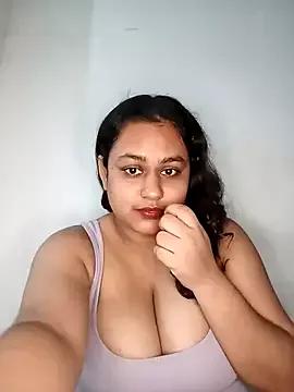 Freechat bumblebeegirl on StripChat