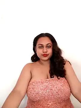 Freechat bumblebeegirl on StripChat