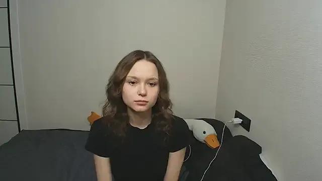 StripChat CandyPiggy is Freechat CandyPiggy — eye contact