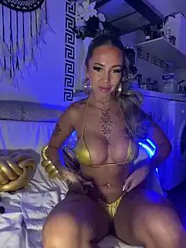 Freechat CheekyChels on StripChat
