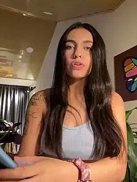 Freechat DaphneUwu on StripChat