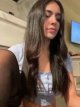 Freechat DaphneUwu on StripChat