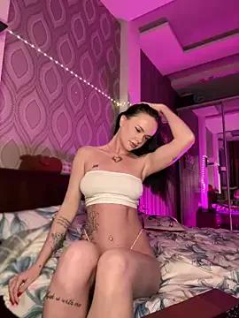 Freechat DinaTasty on StripChat