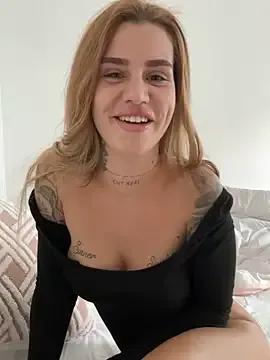 StripChat EmiliaCatalina is Freechat EmiliaCatalina — surprise clip