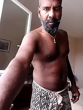 Freechat frenchblackc31 on StripChat