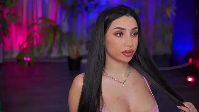Watch the sexy escort GinaValentinna as she's rubbing her shape GinaValentinna from StripChat