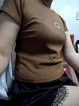 Masturbate to sweet slut Haralushiaaa and her butt-naked build Haralushiaaa from StripChat