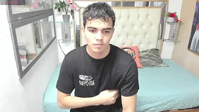StripChat heiker_ is Freechat heiker_ — Freechat on StripChat