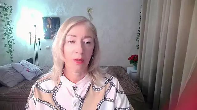 Freechat hunters_woman on StripChat