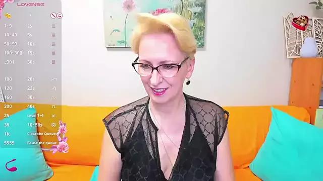 Freechat iamyourdream89 on StripChat