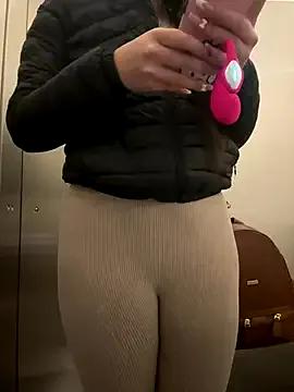 Isabella21_'s avatar