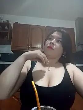 StripChat Labellasex is Freechat Labellasex — La bestia viene y me coge en la cosina