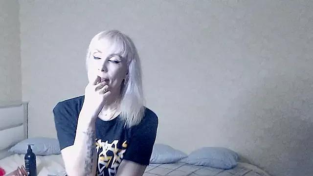 Freechat LadyMargo888 on StripChat