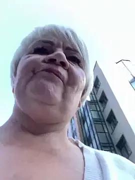 Freechat Laura_Millf on StripChat