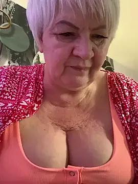 Freechat Laura_Millf on StripChat