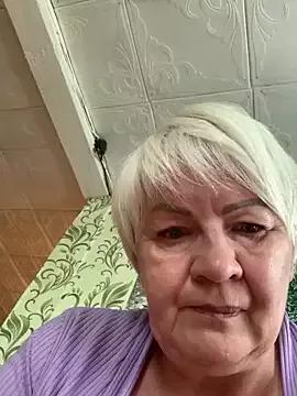 Freechat Laura_Millf on StripChat