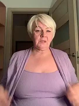 Freechat Laura_Millf on StripChat