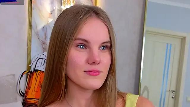 Lili_Lohan — toy control 1 minute