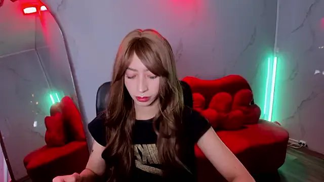 LilithCooperr_ — messy squirt on the glass table