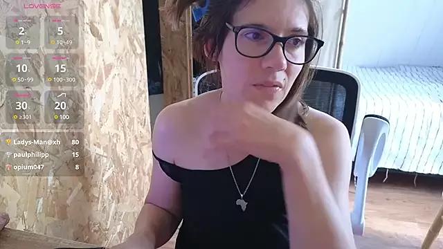Freechat Lina_lou4 on StripChat