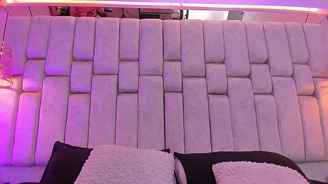 StripChat LissyConan is Freechat LissyConan — spit on boobs